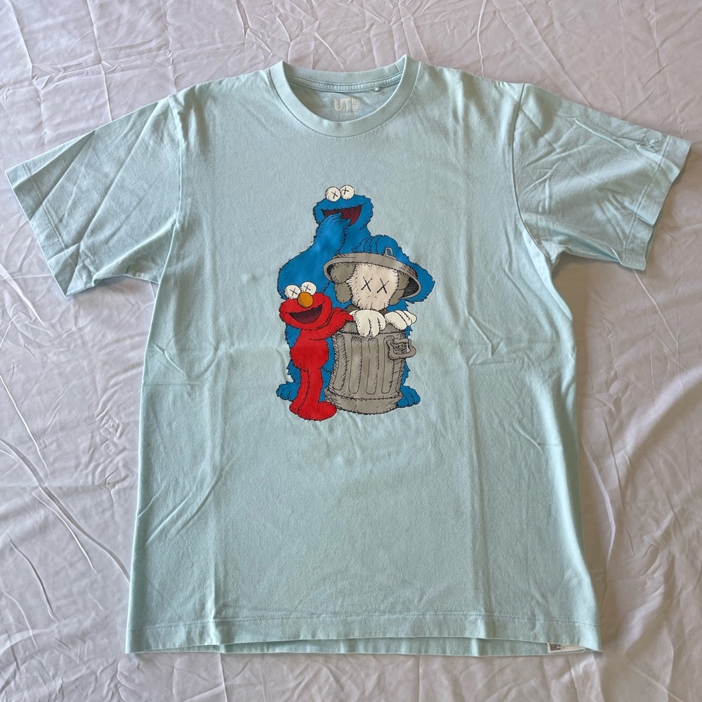 KAWS x Uniqlo Sesame Street Cookie Monster Tee Blue Medium